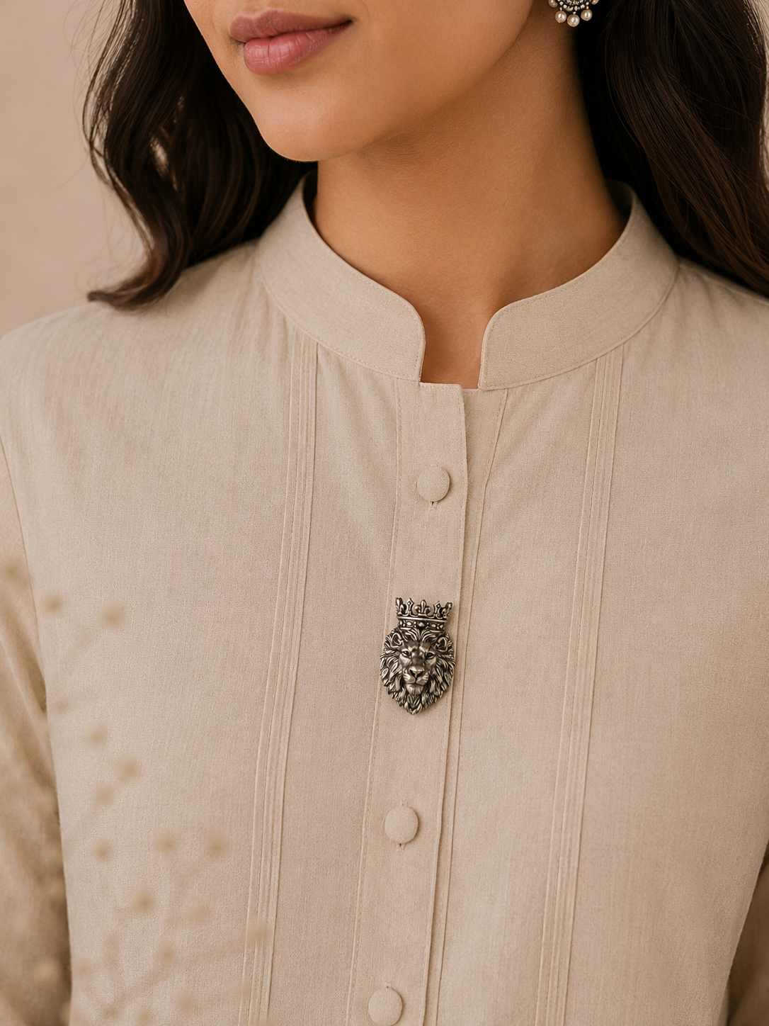 Rajsi Lion Button Cover