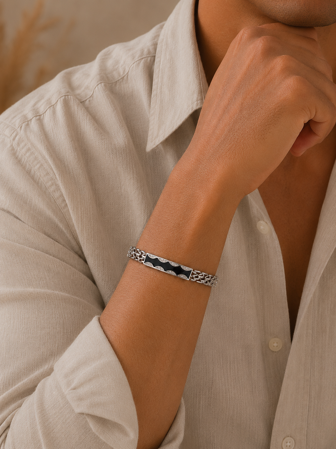 Noir Crest Silver Bracelet