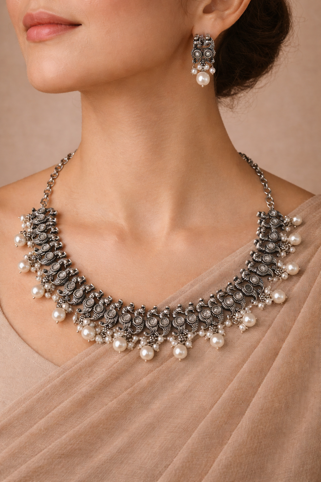 Peacock Pearl Antique Silver Necklace Set