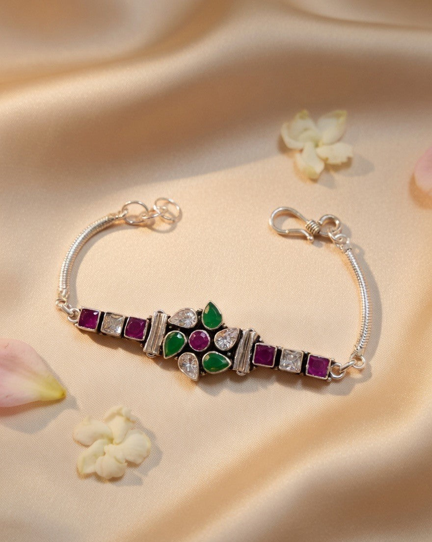 Ratnashree Kundan Elegance Bracelet
