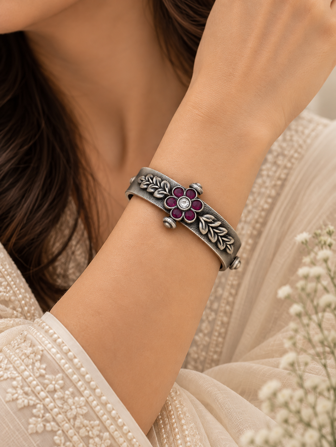 Nayra Ruby Bloom Kada