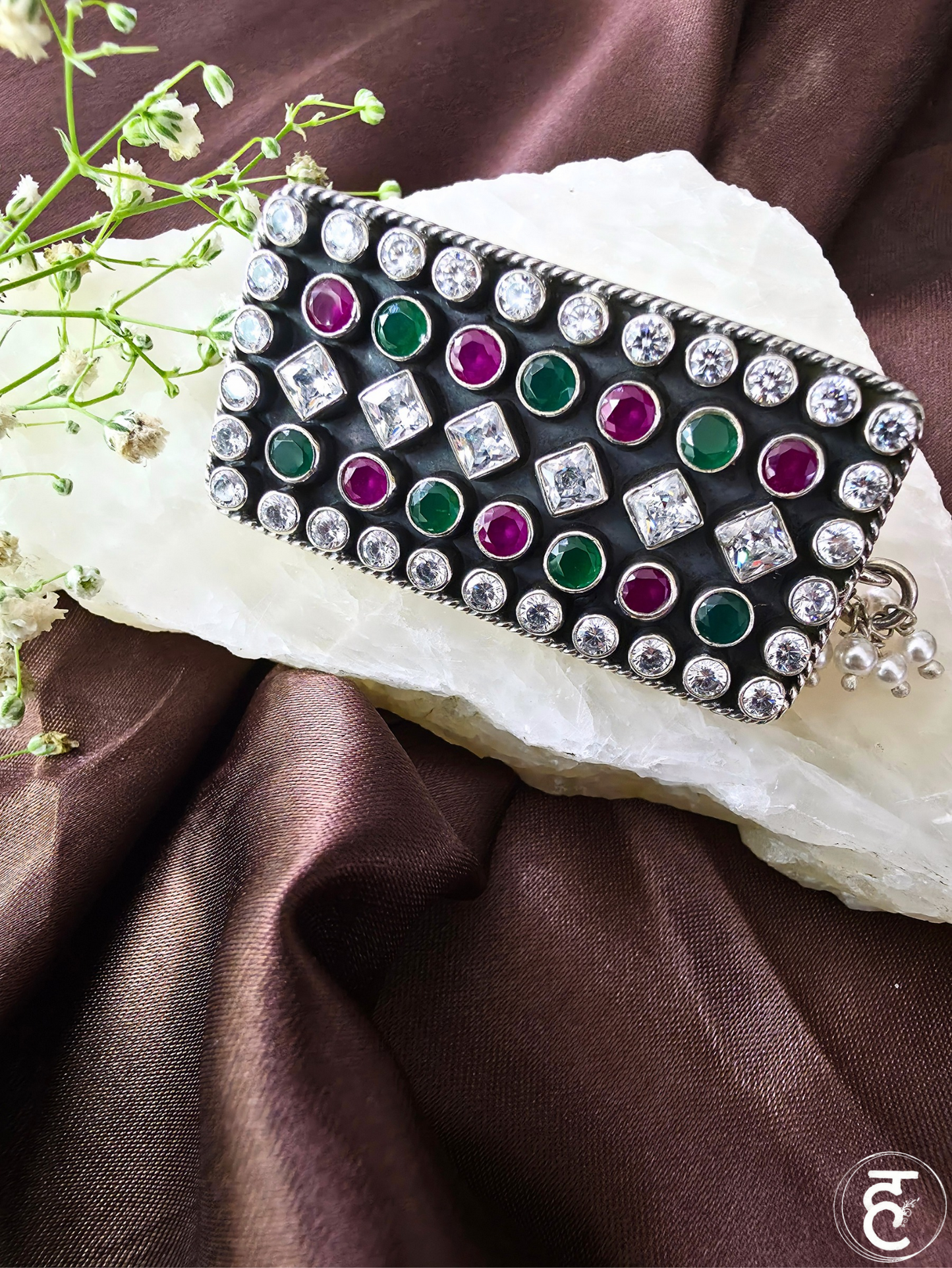 Rajrang Saree Pin