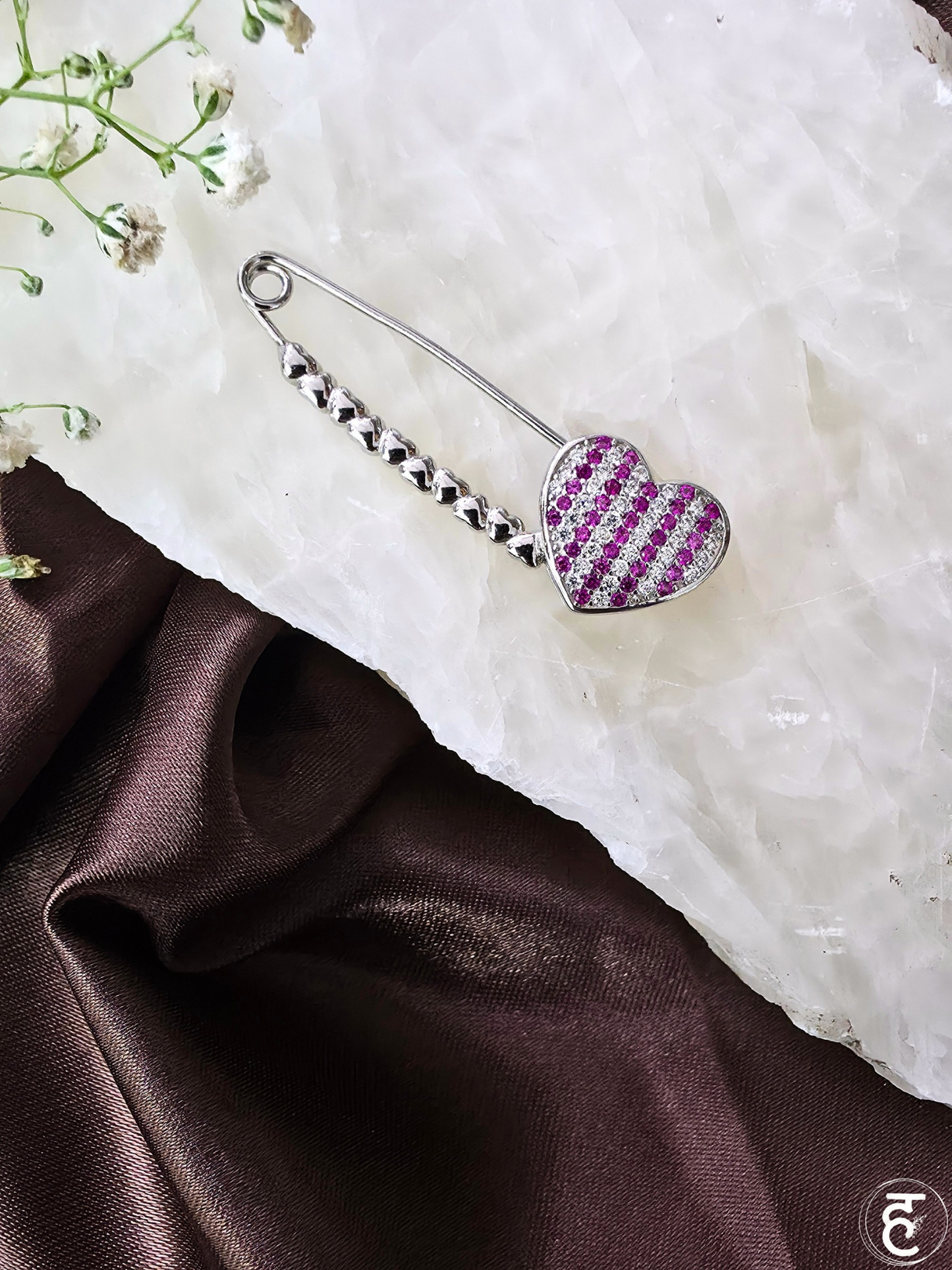 Dilruba Saree Pin