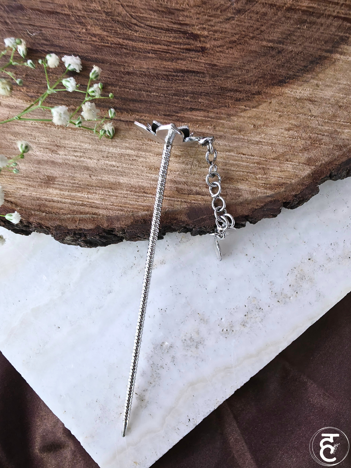 Floral Heritage Juda Pin