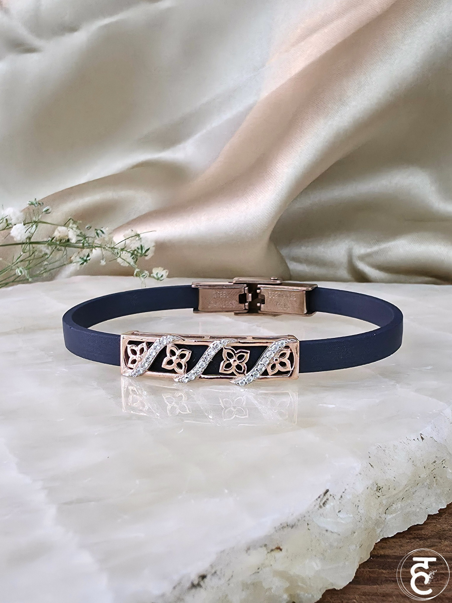 Noir Petals Strap Bracelet