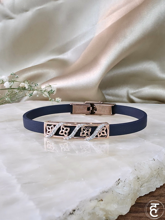 Noir Petals Strap Bracelet