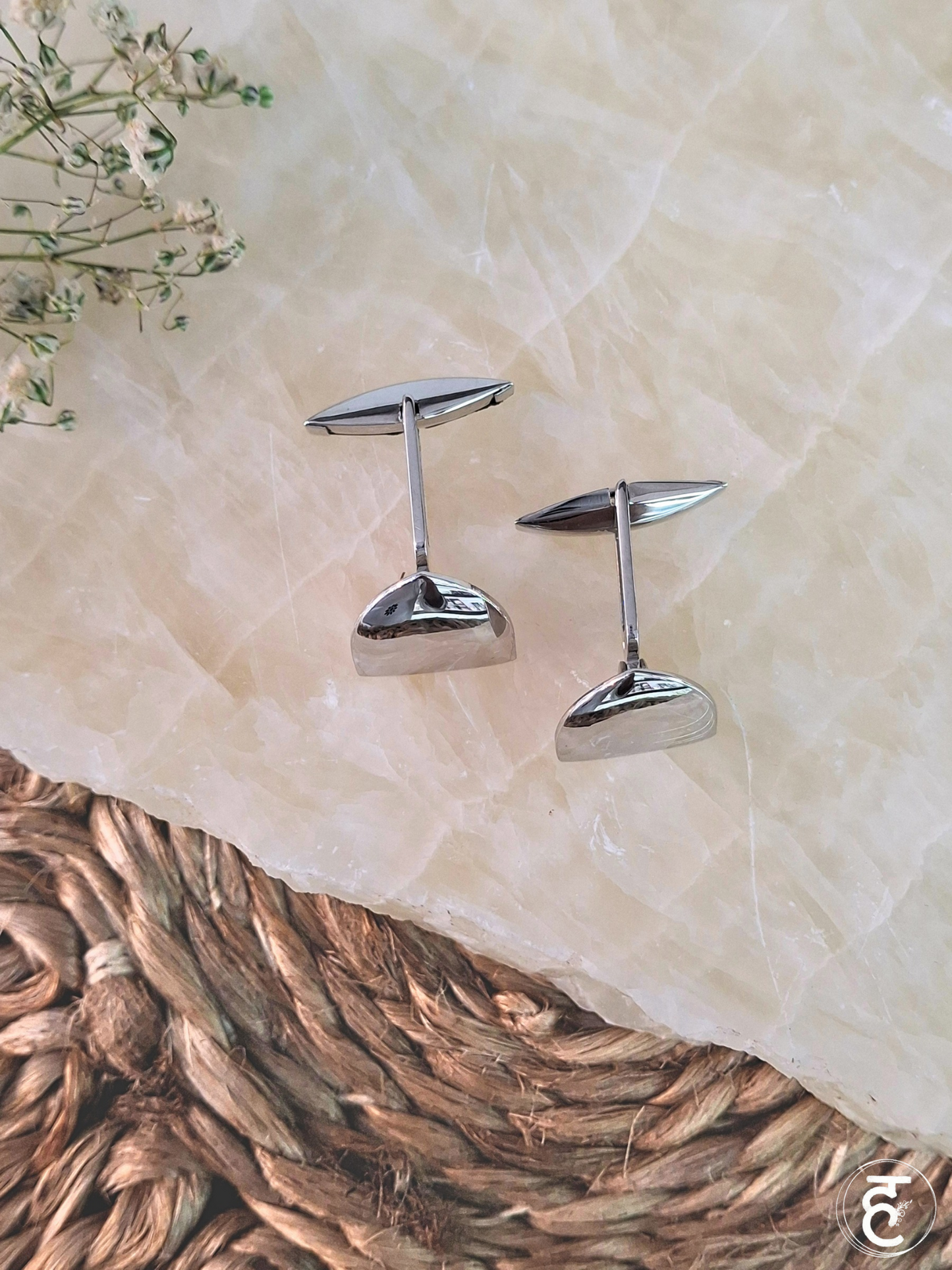 Arch Crest Cufflinks