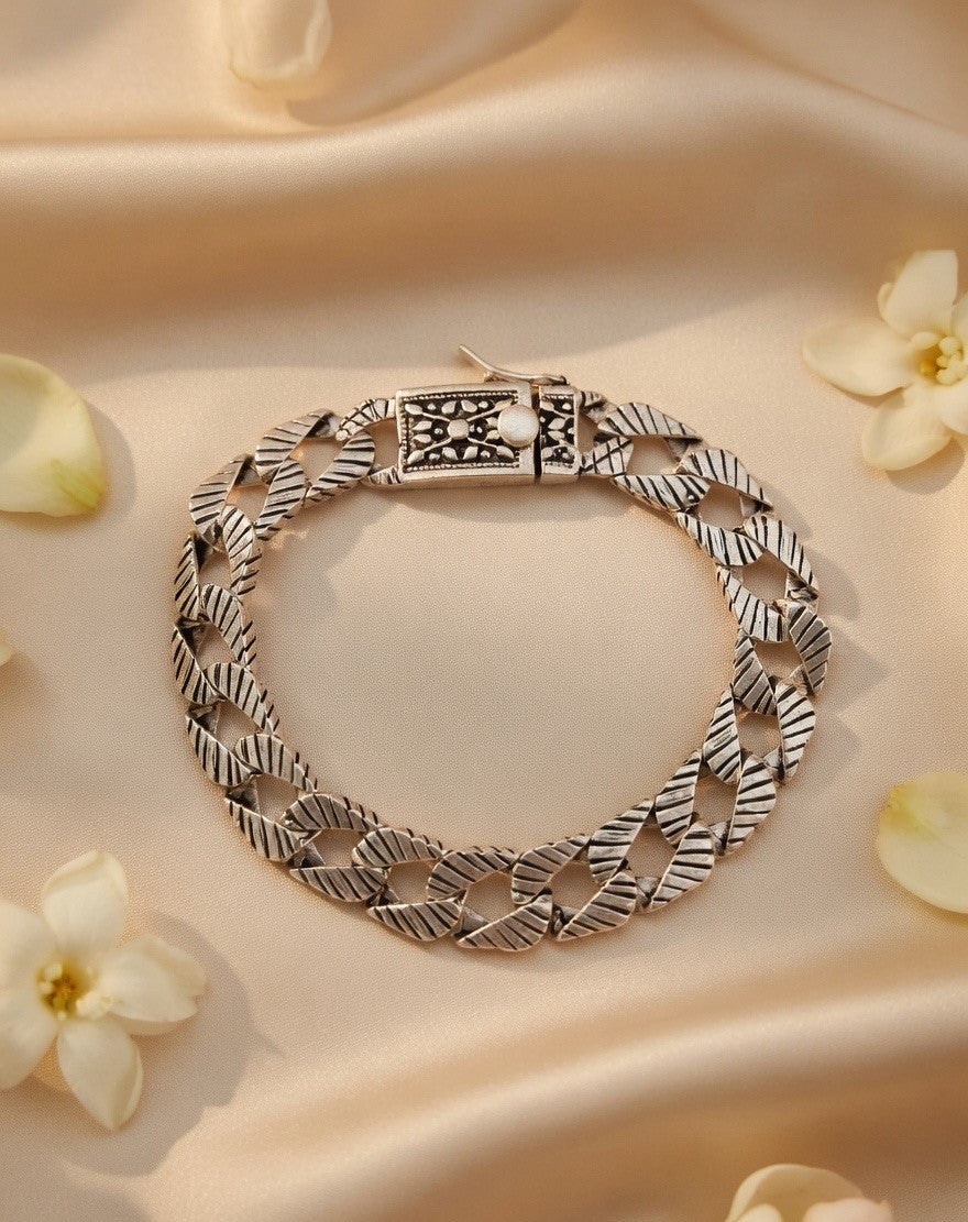 JaalCraft Oxidised Silver Bracelet