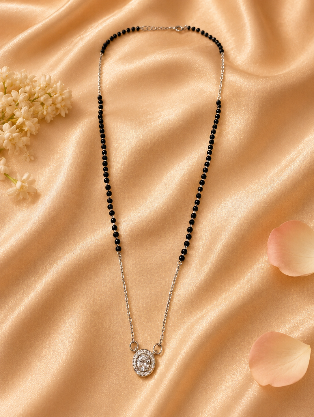 Eterna Halo Diamond Mangalsutra