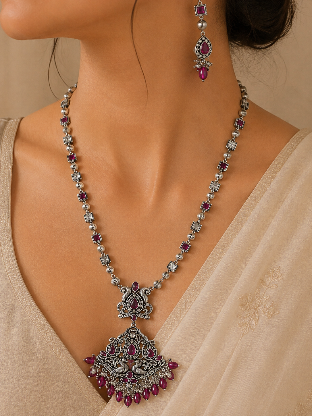 Ruhani Necklace Set