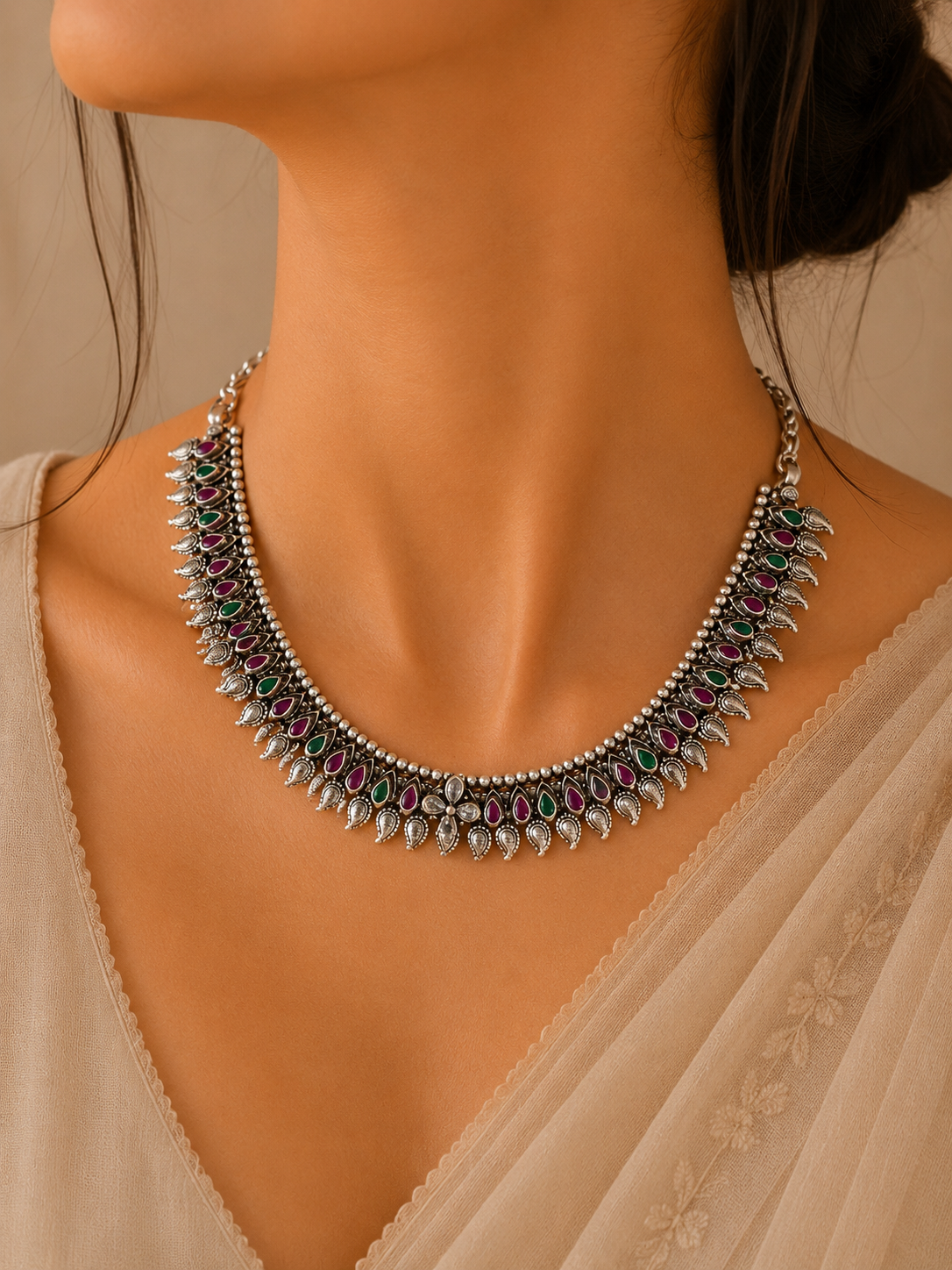 Pankhuri Necklace