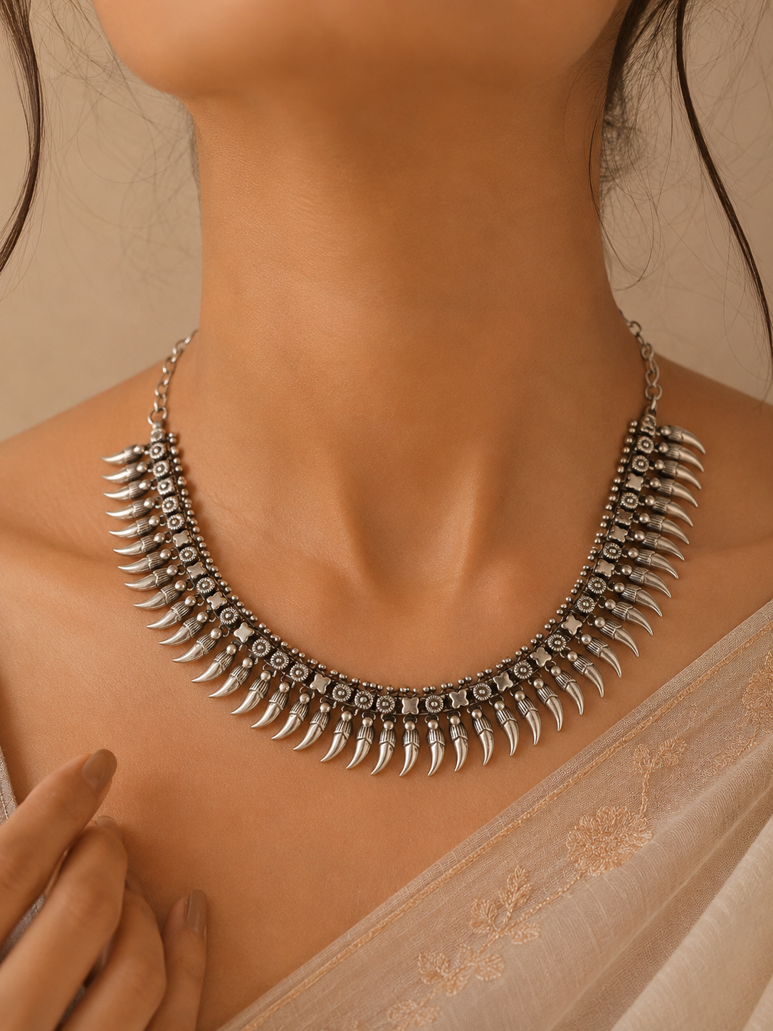 Kavya Silver Necklace