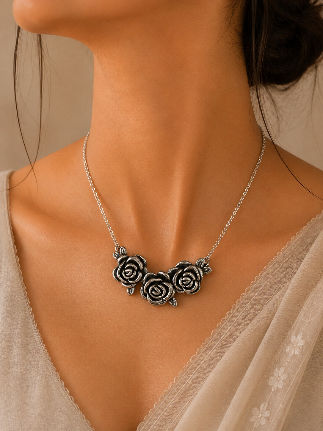 Guldaasta Necklace