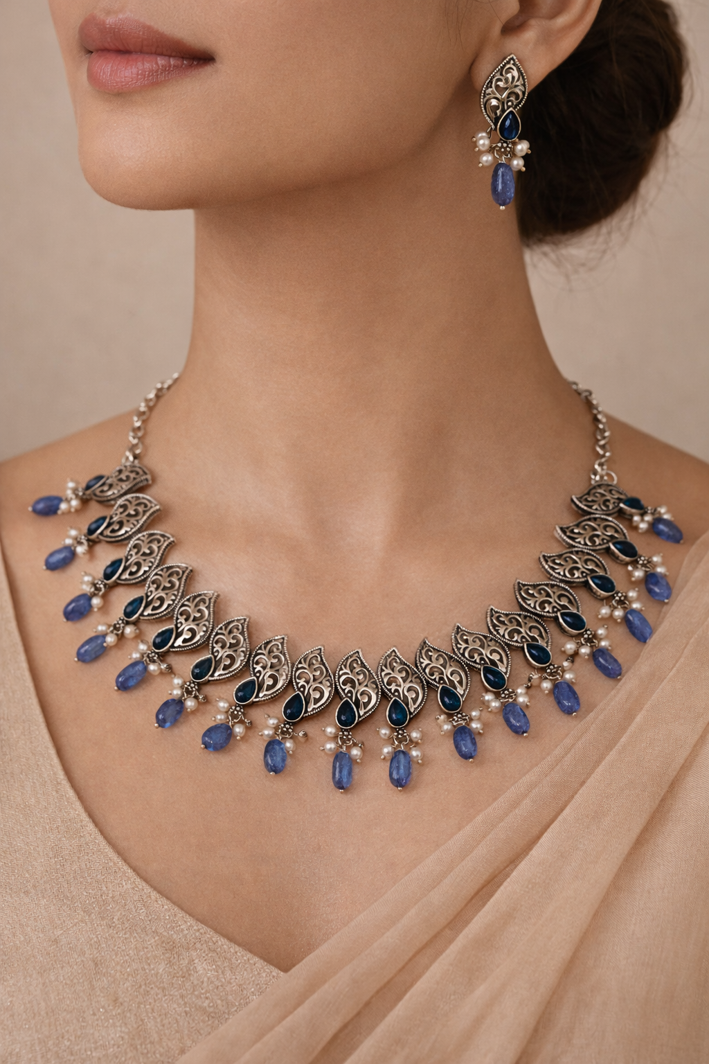 Blue Teardrop Leaf Necklace Set